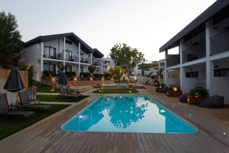 images/galeria/s/2026/aqua-bay-hotel-gorogorszag-1.jpg