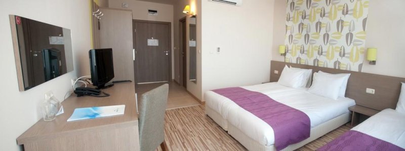 Napospart utazás Aqua Nevis Club Hotel