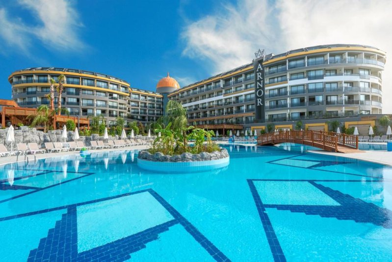 Arnor Deluxe Hotel & Spa Side
