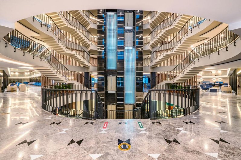 Arnor Deluxe Hotel & Spa Side