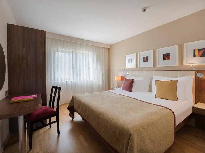 Barut Arum Resort Spa Side