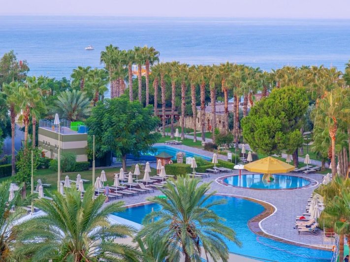 Barut Arum Resort Spa Side