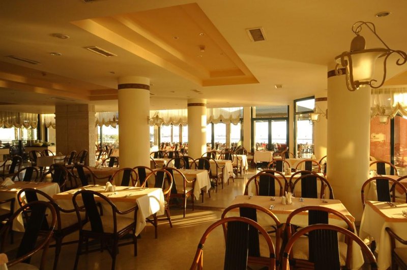 Alanya utazás Aska Just In Beach