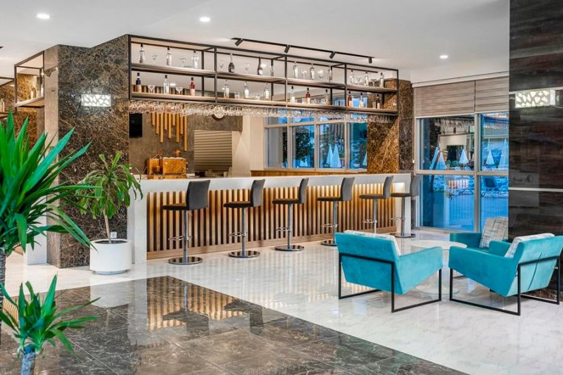 Alanya utazás Avena Resort