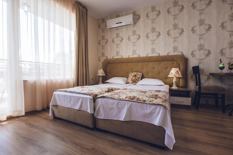 Napospart utazás Avenue Deluxe