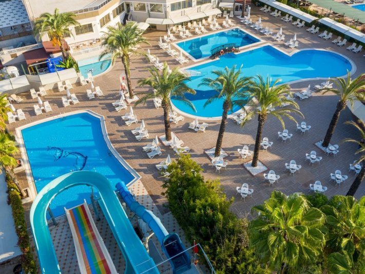 Belek utazás Aydinbey Famous Resort