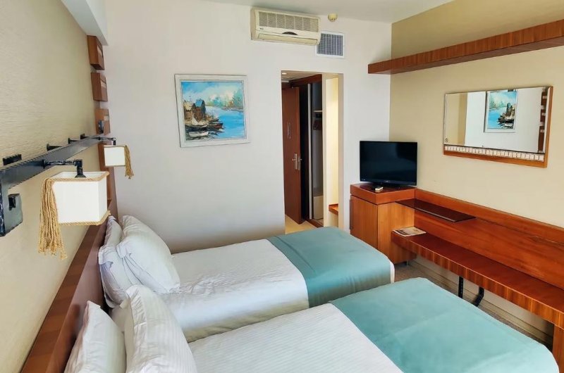 Izmir utazás Babaylon Hotel