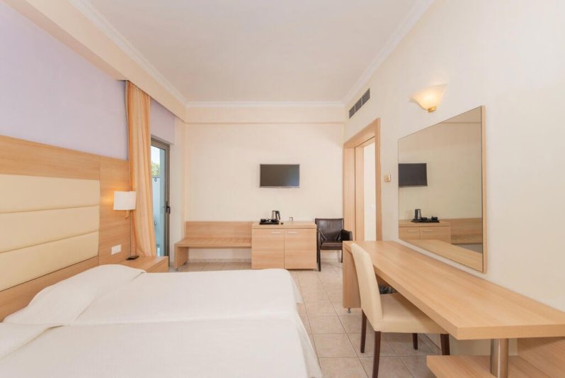 Rodosz Ixia utazás Belair Beach Hotel