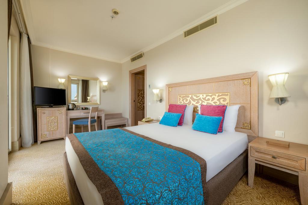 Crystal Family Comfort Collection Belek