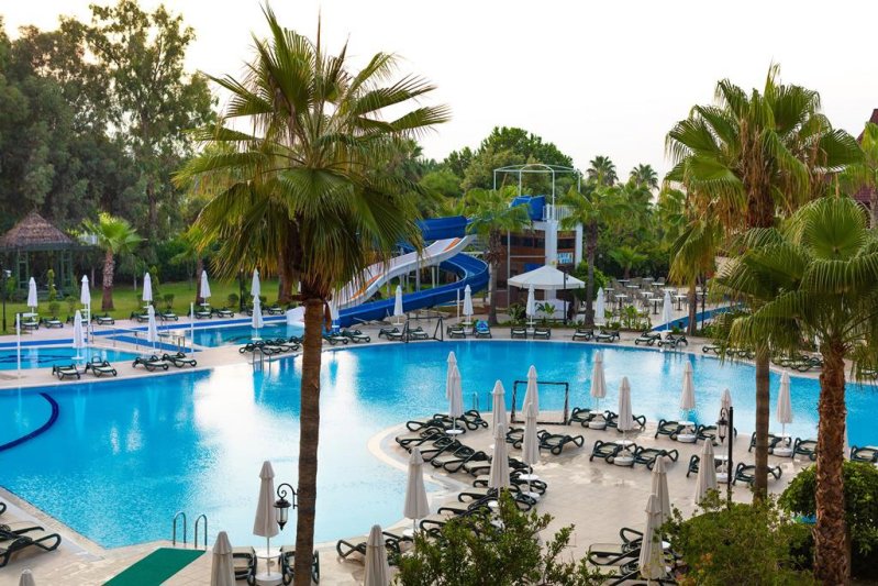 Bella Resort Hotel Spa Side