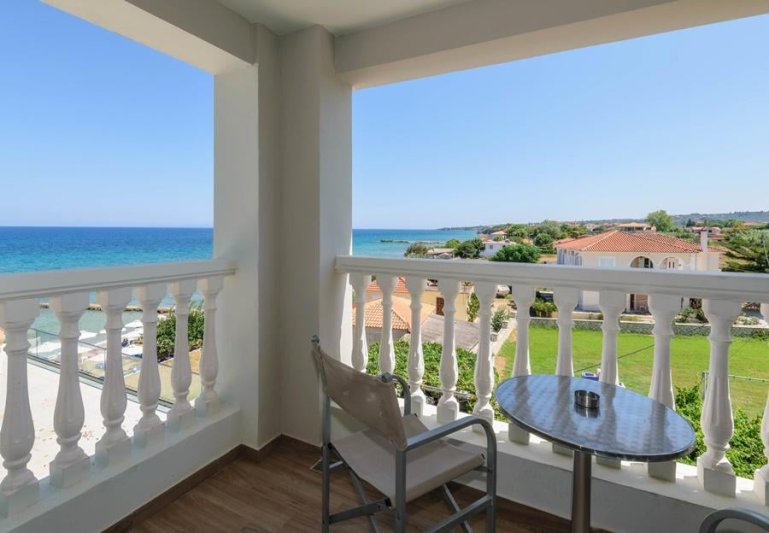 Zakynthos Kypseli utazás Belussi Beach Hotel & Suites