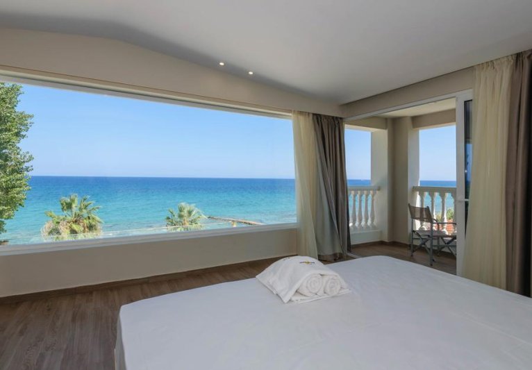 Zakynthos Kypseli utazás Belussi Beach Hotel & Suites