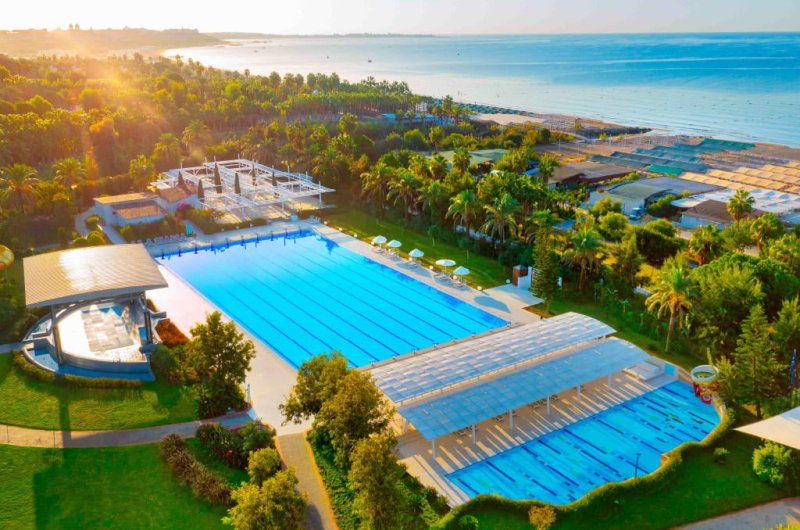 Xanthe Resort And Spa Side