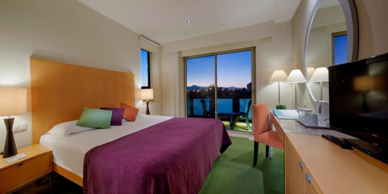 Xanthe Resort And Spa Side