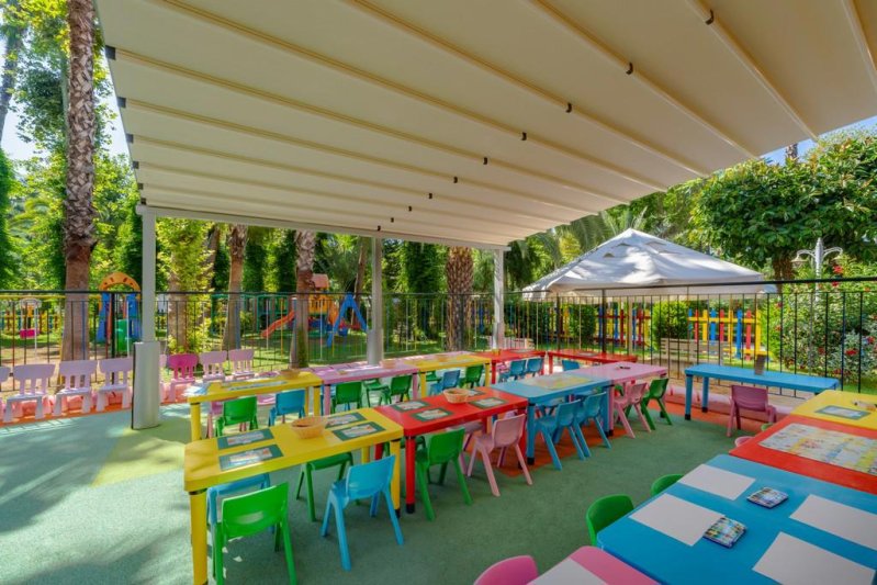 Alanya utazás Delphin Botanik