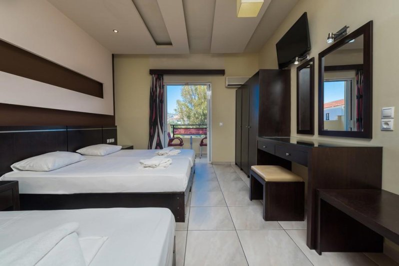 Canadian Hotel Zakynthos
