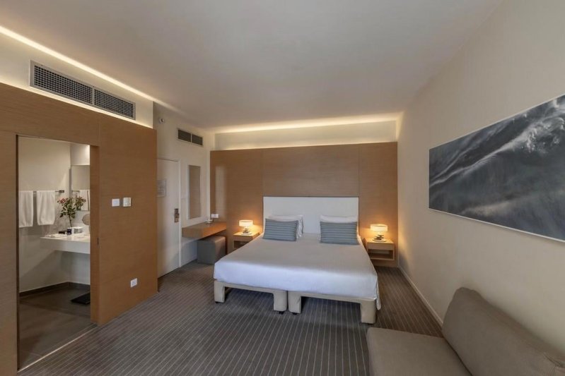 Capo Bay Hotel Dél-Ciprus