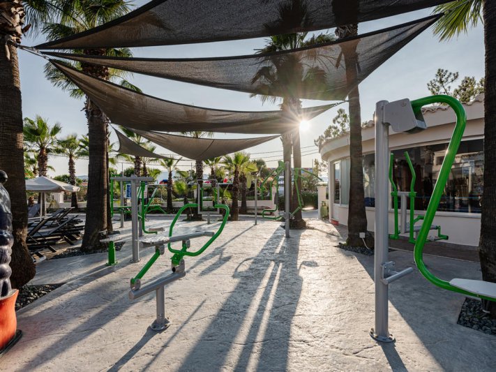 Zakynthos utazás Caretta Beach Resort & Waterpark