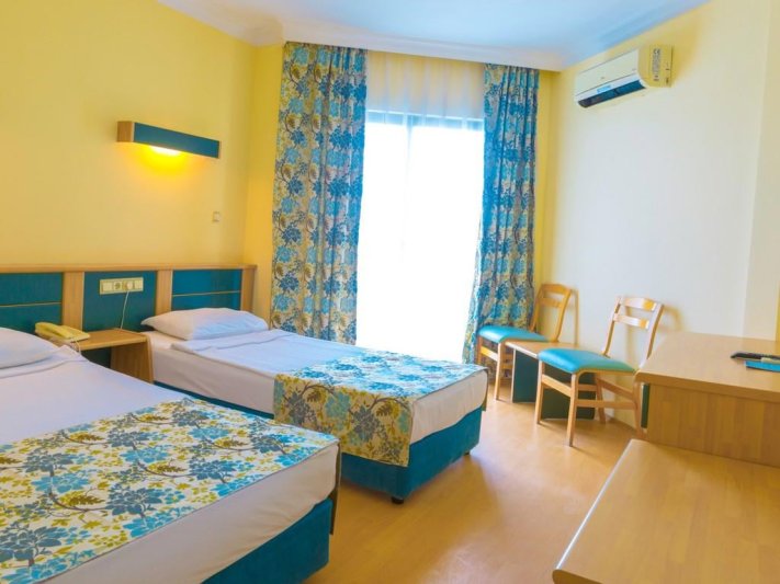 Alanya utazás Caretta Relax