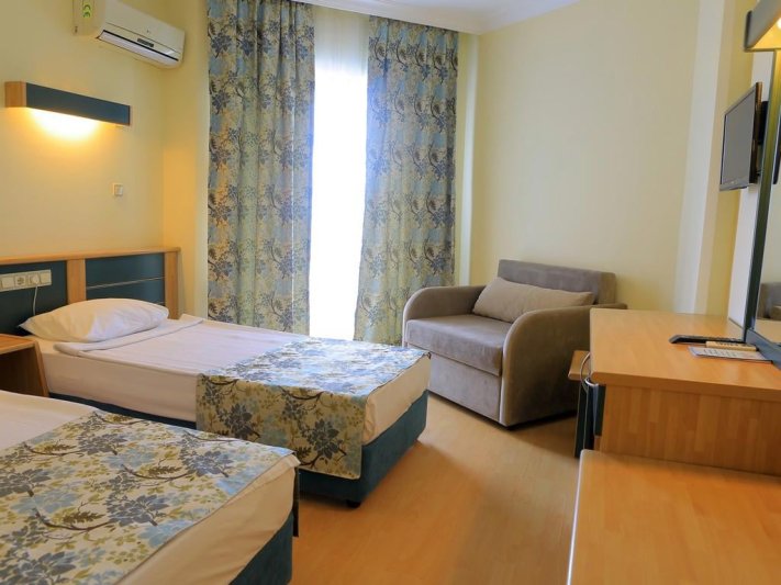 Alanya utazás Caretta Relax