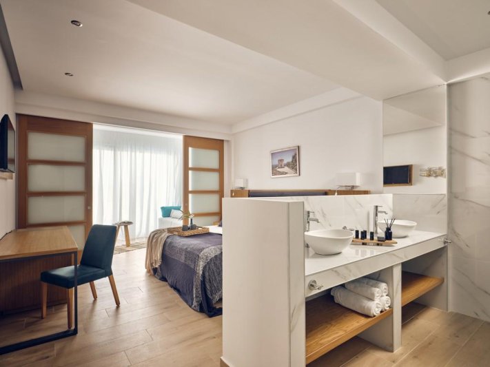 Zakynthos utazás Cavo Orient Beach Hotel