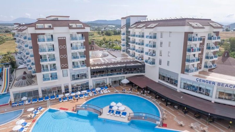 Cenger Beach Resort & Spa Side