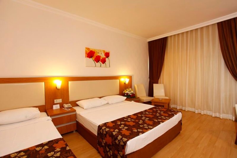 Cenger Beach Resort & Spa Side