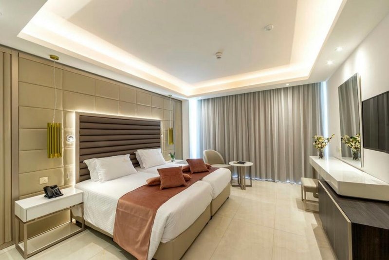 Dél-Ciprus utazás Chrysomare Beach Hotel