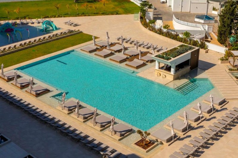 Dél-Ciprus utazás Chrysomare Beach Hotel