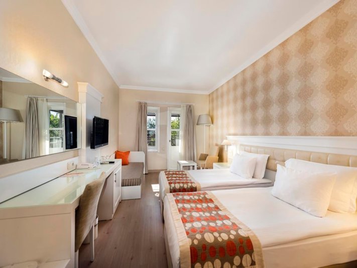 Side utazás Club Nena