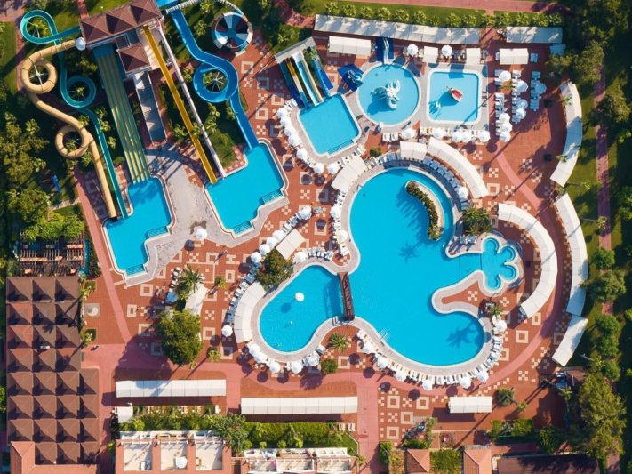 Club Hotel Turan Prince World Side
