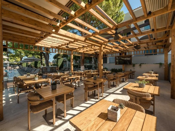 Zakynthos utazás Contessa Hotel