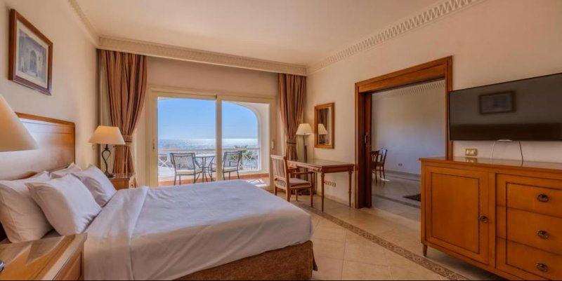 Sharm El-Sheikh utazás Continental Plaza Beach Hotel