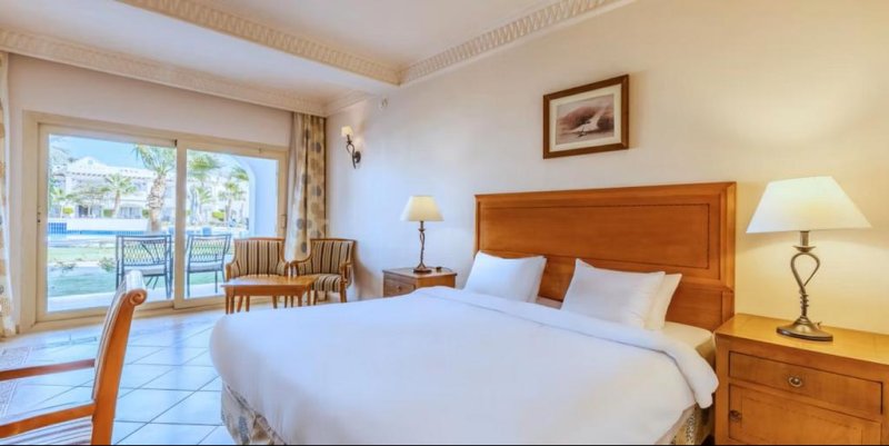 Sharm El-Sheikh utazás Continental Plaza Beach Hotel