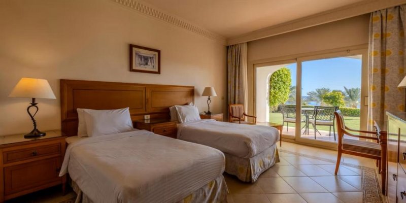 Sharm El-Sheikh utazás Continental Plaza Beach Hotel