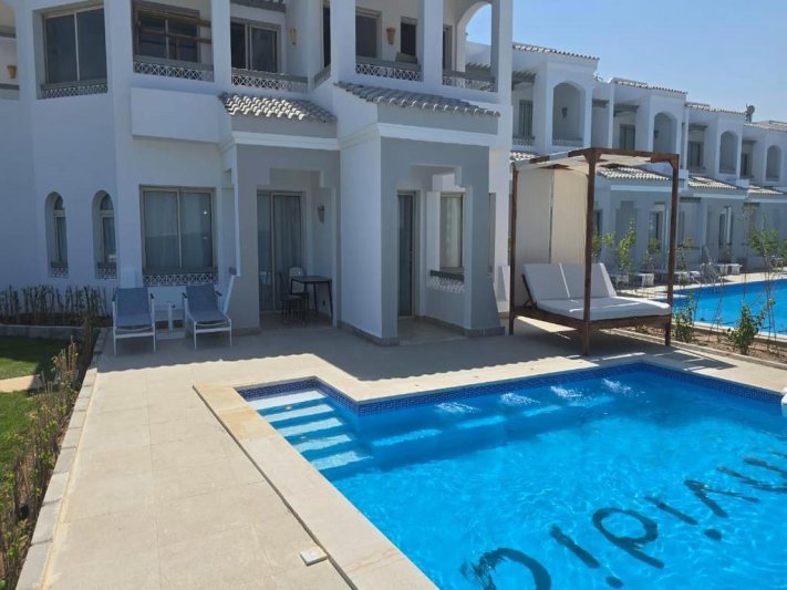 Sharm El-Sheikh utazás Coral Beach Tiran