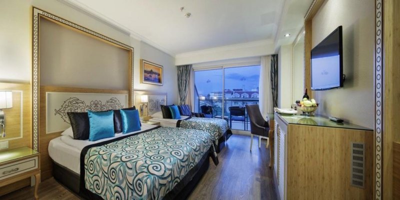 Belek utazás Crystal Waterworld Resort