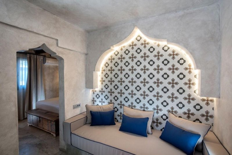 Decan Concept Boutique Estate Rodosz