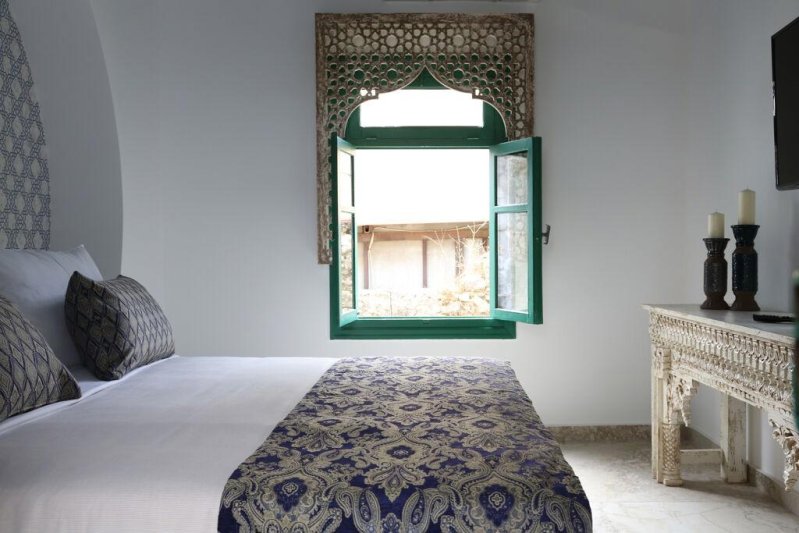 Decan Concept Boutique Estate Rodosz