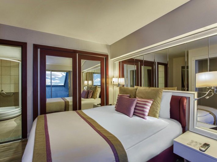 Antalya utazás Delphin Diva