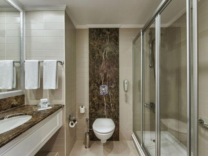 Antalya utazás Delphin Diva