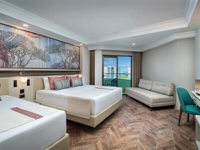 Antalya utazás Delphin Palace