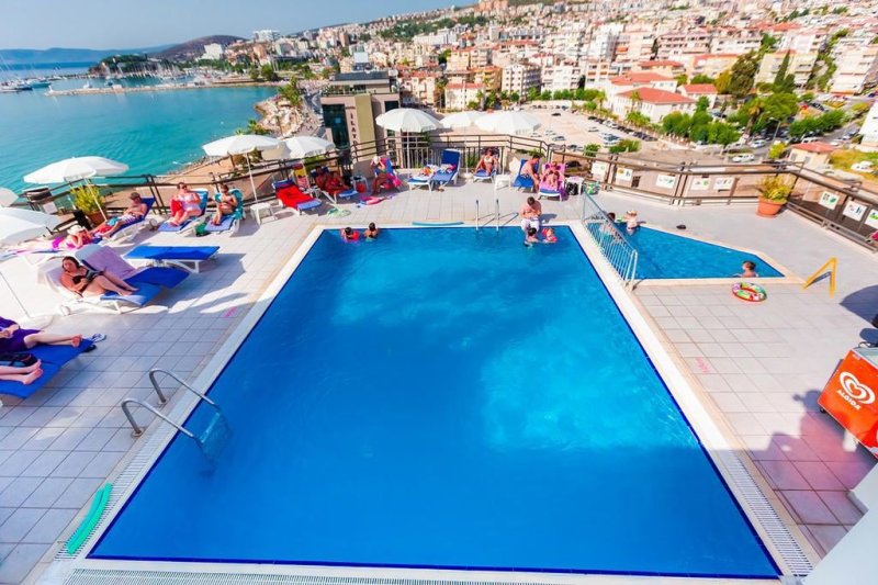 Kusadasi utazás Derici Hotel