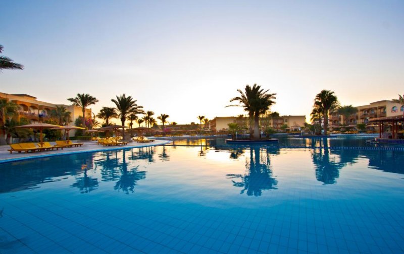 Hurghada utazás Desert Rose Resort