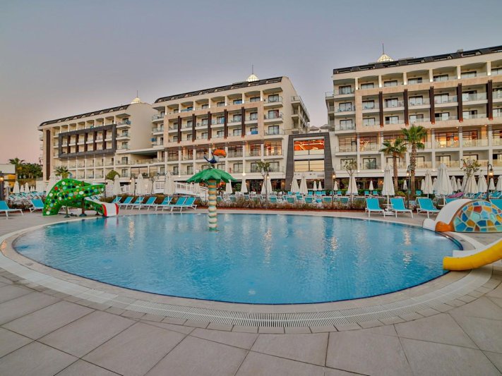 Side utazás Diamond De Luxe Hotel & Spa