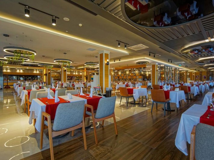 Side utazás Diamond De Luxe Hotel & Spa