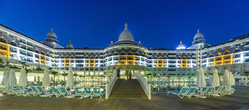 Diamond Premium Hotel and Spa Side