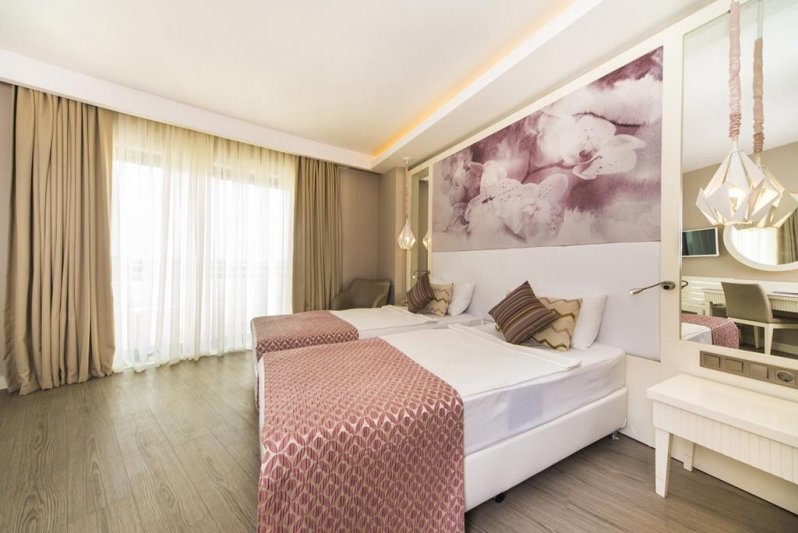 Side utazás Diamond Premium Hotel and Spa