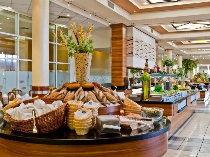 Napospart utazás Dit Club Hotel Evrika