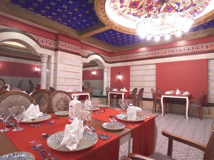 Dream World Palace Side